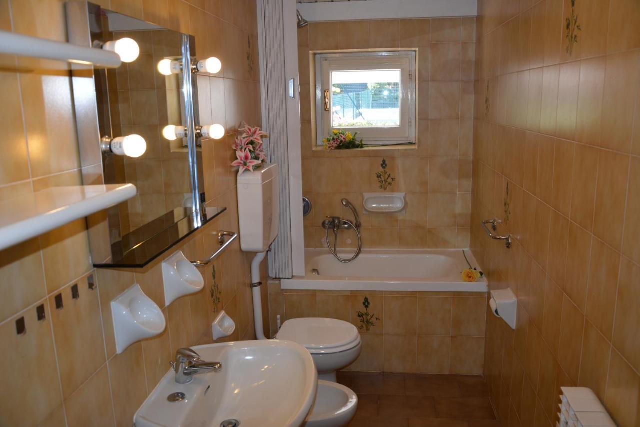 Casa Del Sole Aparthotel Colico Kültér fotó