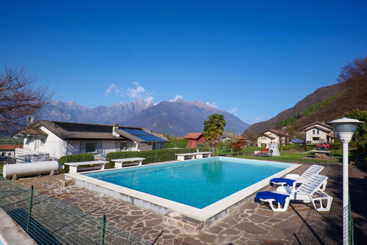 Casa Del Sole Aparthotel Colico Kültér fotó